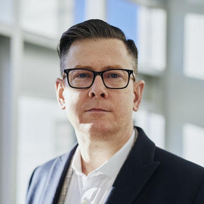 Alex R.